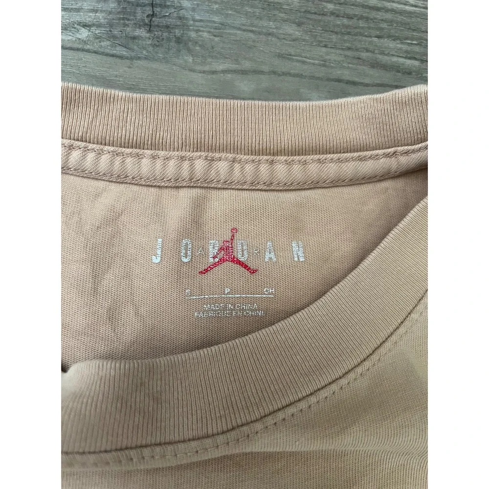 Nike Jordan Flight Essentials Men's Tee Hemp/Sail Size Small